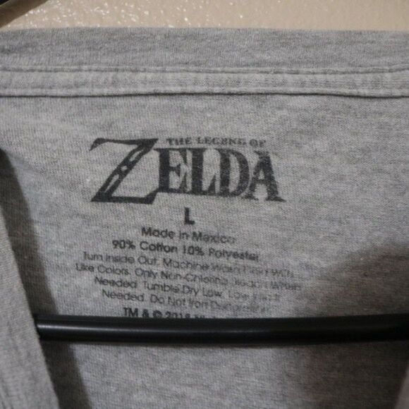 Legend of Zelda Shirt Large - Picture 2 of 2